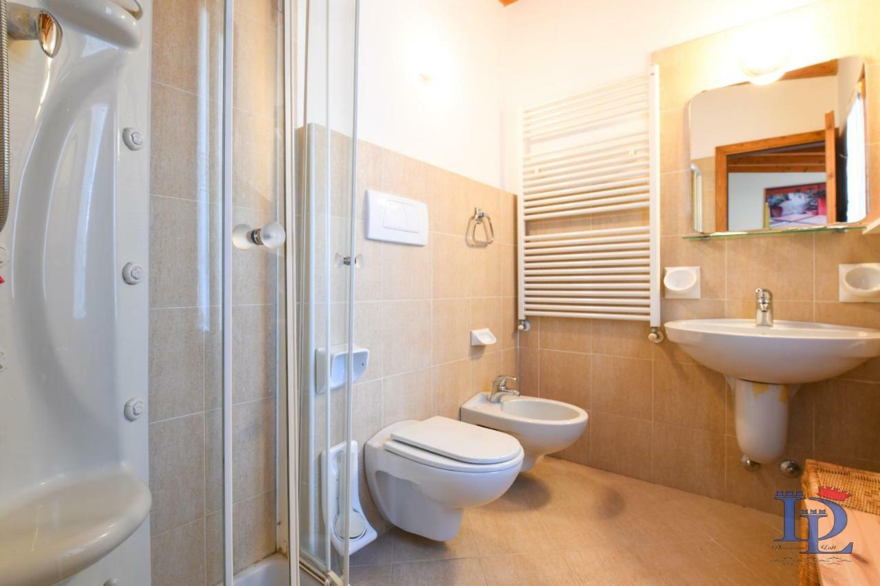 Desenzanoloft Official Partner Marriott Homes & Villas -Penthouse Never Say Never Sirmione Castle View Экстерьер фото