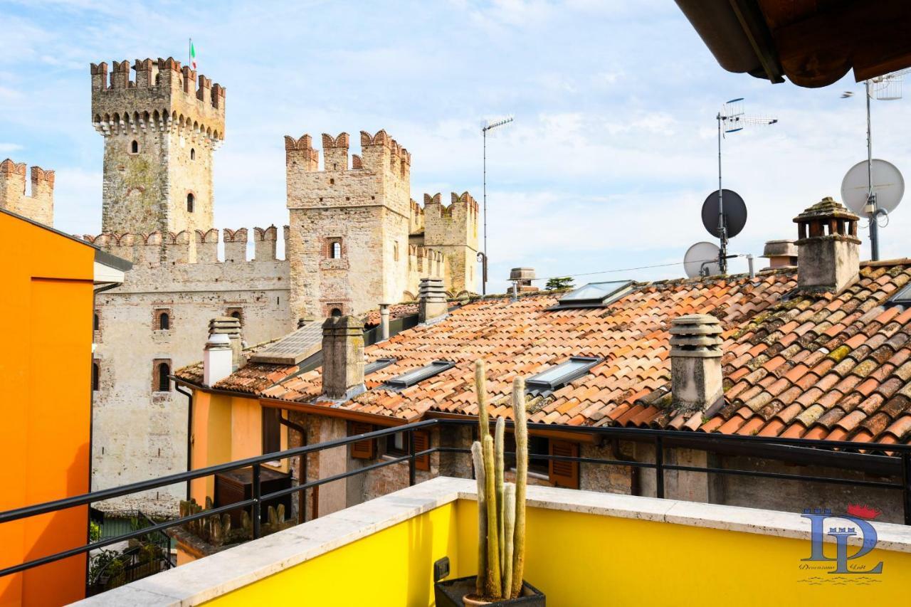 Desenzanoloft Official Partner Marriott Homes & Villas -Penthouse Never Say Never Sirmione Castle View Экстерьер фото